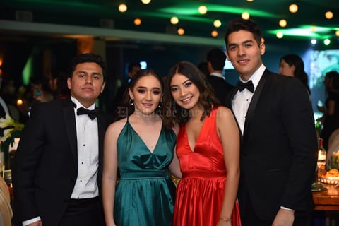 Arturo, Paulina, Pamela y Abraham