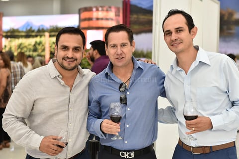 Jorge Mata, Arturo Gilio y Carlos Gómez