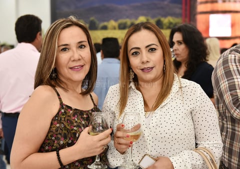 Susana Anaya y Claudia Álvarez
