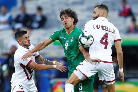 Brasil y Venezuela avanzan en la Copa América