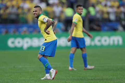 Brasil y Venezuela avanzan en la Copa América