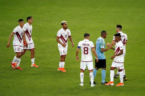 Brasil y Venezuela avanzan en la Copa América