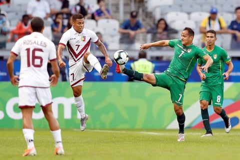 Brasil y Venezuela avanzan en la Copa América