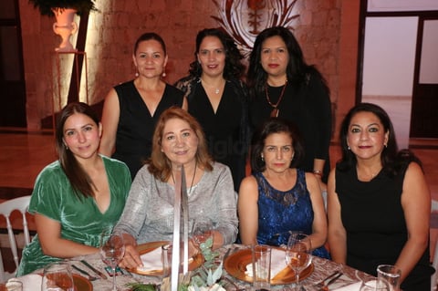 AMEXME realiza cena de gala