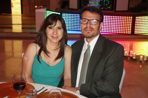 AMEXME realiza cena de gala