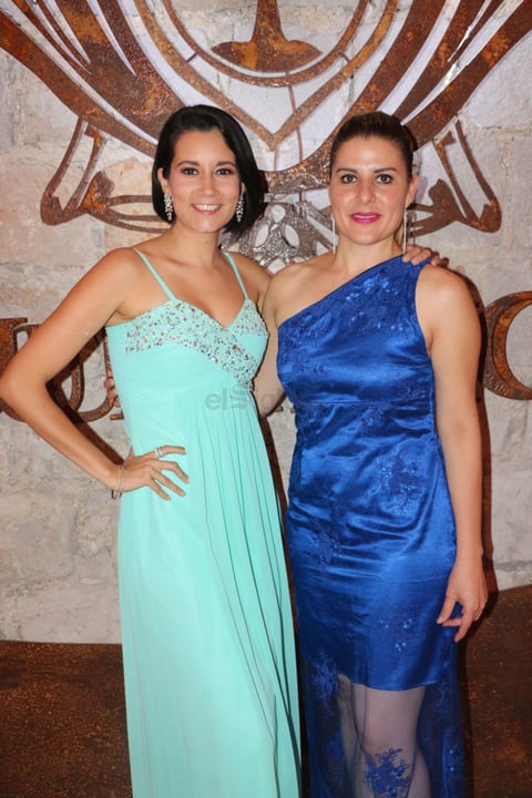 AMEXME realiza cena de gala