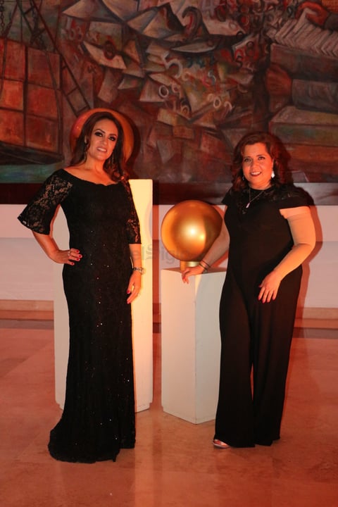 AMEXME realiza cena de gala