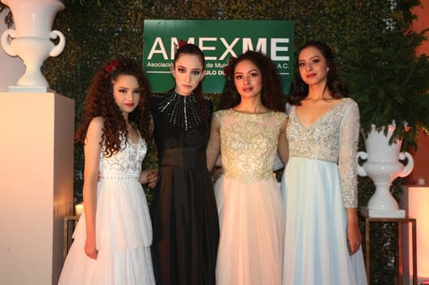 AMEXME realiza cena de gala