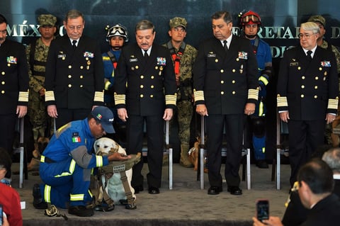 Los mexicanos vieron en ella un símbolo de la solidaridad y fortaleza ante la tragedia.