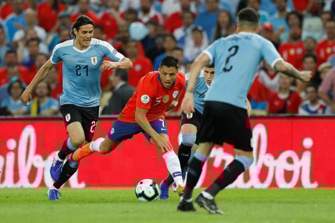 Uruguay derrota por la mínima a Chile