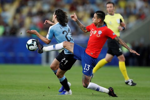 Uruguay derrota por la mínima a Chile
