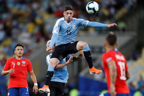 Uruguay derrota por la mínima a Chile