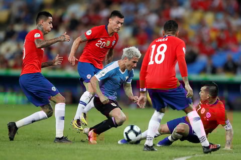 Uruguay derrota por la mínima a Chile