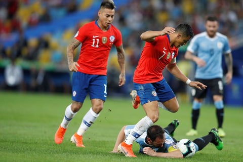 Uruguay derrota por la mínima a Chile