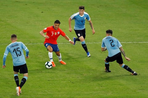 Uruguay derrota por la mínima a Chile