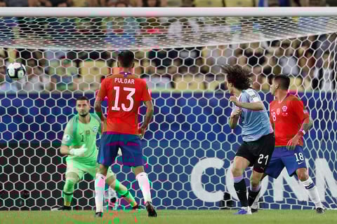Uruguay derrota por la mínima a Chile