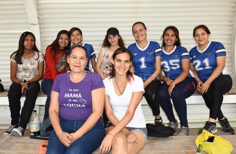 25062019 CONTENTAS.  Claudia, Valeria, Karen, Dany, Jazmín, Dana, Claudia, Denisse y Gladys.