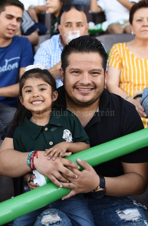 25062019 Mía y Alejandro Medina.