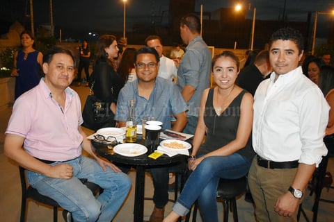 26062019 CATA A CIEGAS.  Manolo, Miguel, Lupita y Giovani.