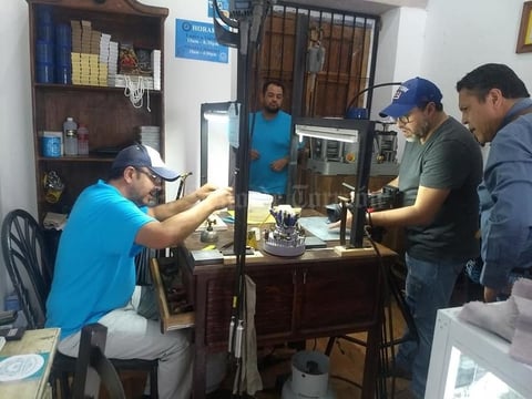 26062019 Artistas y diseñadores en platería: Andrés, Widar, Concha, Paula, Carmen Tapia, René Contreras, Francisco Álvarez, Wolmar Castillo y Pineda Damián.