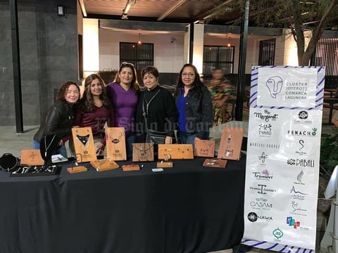 26062019 Marizol Chávez, Lily Nevárez, Alejandra Barajas, Rosa Mora y Margarita Ávila, diseñadoras del Clúster Joyero de la Comarca Lagunera.