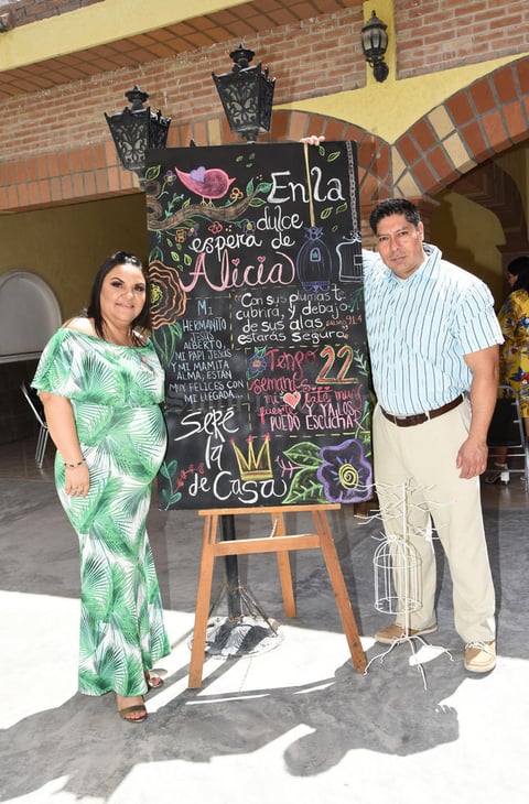 26062019 EN RECIENTE FESTEJO.  Gladys, Benito, Lupita, Antonia y Gracia.