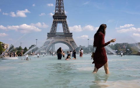 Los servicios meteorológicos han activado desde este viernes por la mañana por primera vez en Francia la alerta roja por calor en cuatro departamentos del sureste.