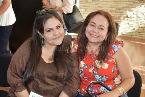 01072019 Ana Velia y Tati.
