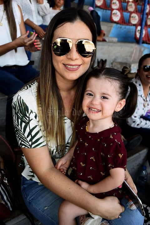 02072019 Luciana y Lucía.