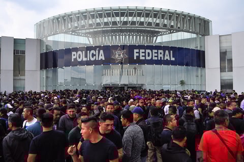 El miércoles, autoridades militares y civiles hicieron la presentación oficial de la Guardia Nacional en el estado de Guerrero, en el sur de México, una de las regiones más violentas del país, y en otras regiones como Jalisco.