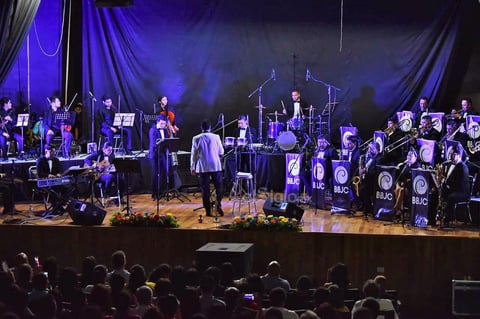 Se presentó en el auditorio de la Facultad de Medicina de la UA de C.