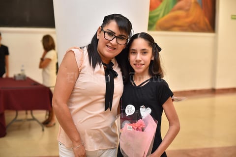 05072019 Violeta y Camila.