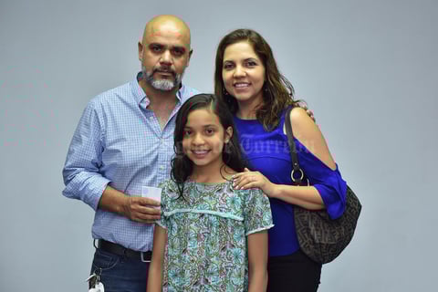 05072019 Osvaldo, Marcela y Lucía.