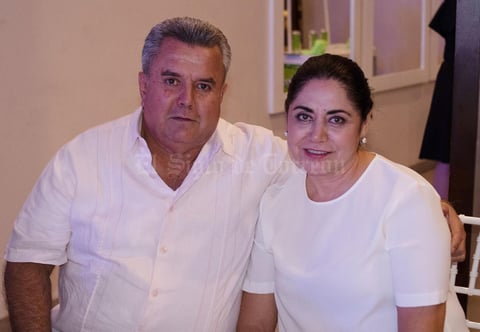 05072019 RECIENTE EVENTO.  Víctor y Liliana.