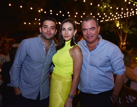 Jesús, Pamela y Rogelio