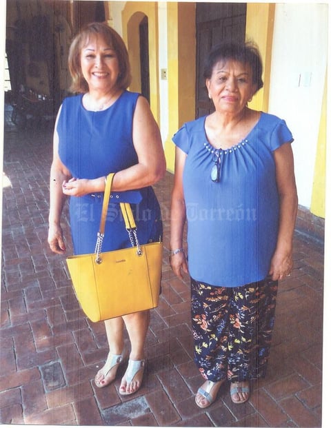 07072019 DE PASEO.  Lilia Estela y Adelina de Hoyos Rivera visitando la Hacienda de San Fernando de Cd. Lerdo, Dgo.