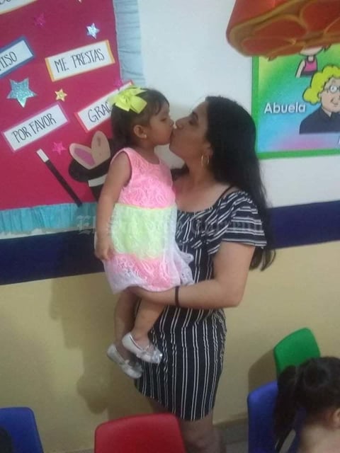 07072019 CUMPLE 2 AñOS.  Emily Zoe con su mamá, Fernanda Yasmín de Santiago Jaramillo, en su fiesta de cumpleaños.