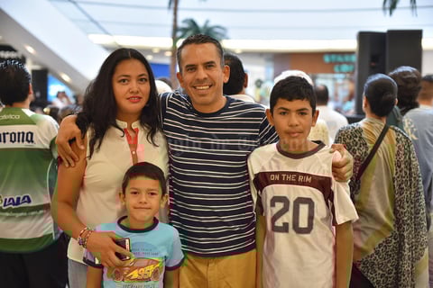 10072019 Claudia, Alberto, Mauricio y Alberto.