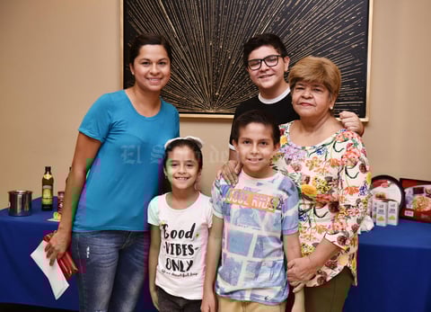 10072019 Isabel, Isabela, Ángel, Sebastián y Antonieta.