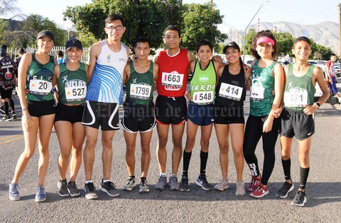 12072019 PARTICIPAN EN CARRERA ATLéTICA.  Integrantes del equipo Veloz.
