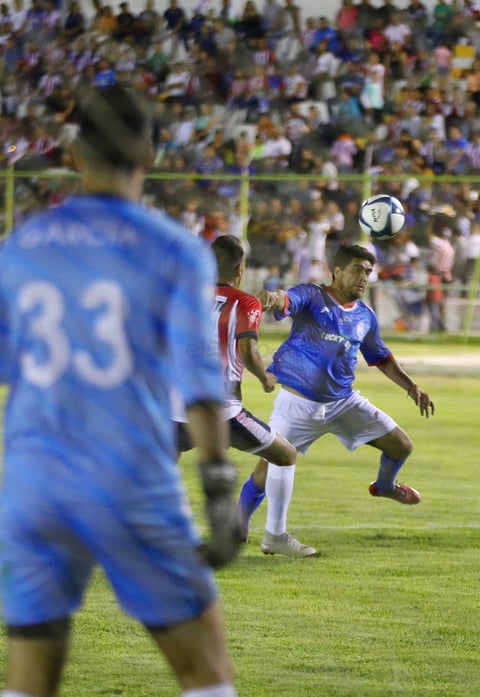 El juego estuvo lleno de calidad por las exestrellas que pisaron el cesped del Estadio Francisco Zarco.