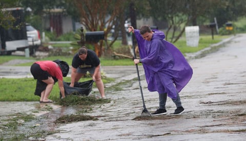 Tocó tierra como un huracán de baja intensidad.