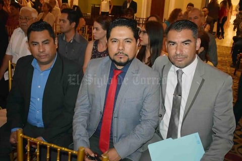 14072019 PRESENTACIóN DE LIBRO.  Misael, Jesús y Antón.