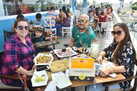 15072019 Lupita, Mario y Adriana.
