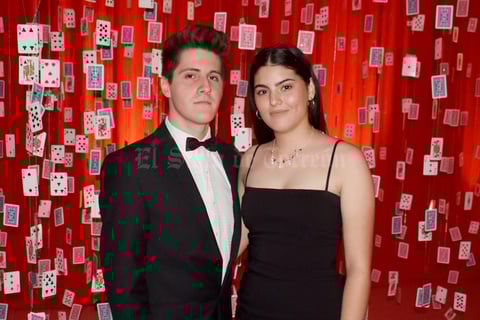 14072019 GRADUACIóN.  Edgar y Daniela.