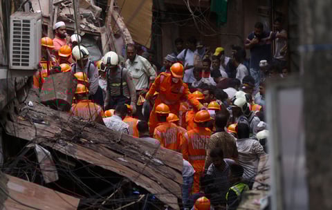 Los equipos de rescate trabajan en la zona.