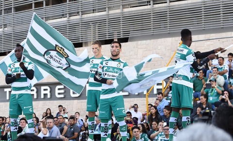 Santos presenta sus nuevos uniformes para el Apertura 2019