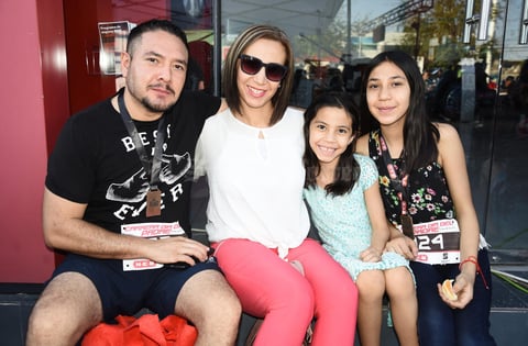 17072019 CARRERA ATLéTICA.  Familia Chiw Hernández.