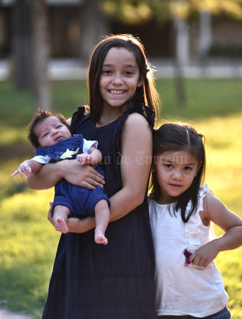 17072019 HERMANITOS.  Humberto, Maryfer y Majo.