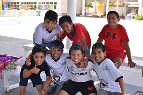19072019 ALEGRES.  Niños de reconocida institución educativa, en su curso de verano.